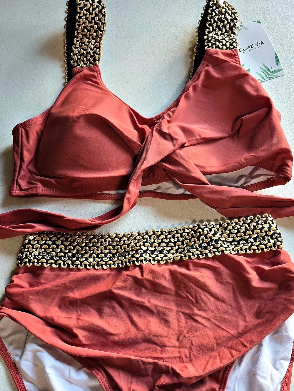 EoMENIE Bikini Set with Chain-Link Details in Pink & Black